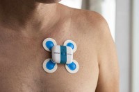 Digitaler 3-Kanal Langzeit-EKG Rekorder mit 14tägiger Aufzeichnung und Signalvorschau Digitaler 3-Kanal Langzeit-EKG Rekorder mit 14tägiger Aufzeichnung und Signalvorschau